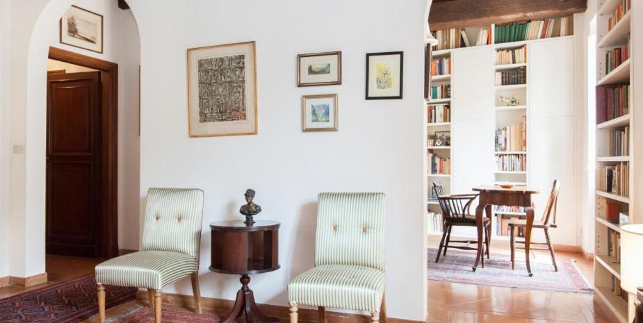 Appartamento Libri Flat Roma Esterno foto