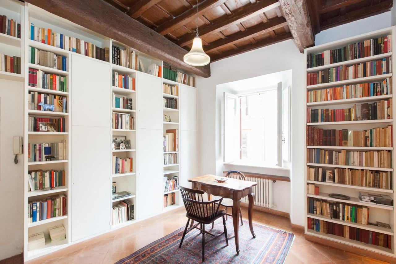 Appartamento Libri Flat Roma Esterno foto