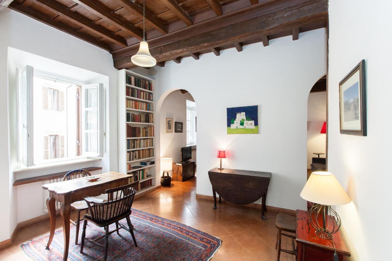 Appartamento Libri Flat Roma Esterno foto